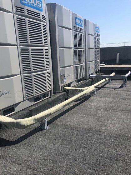 中央空調室外機